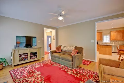 6765 Mann Ave, Gloucester, VA 23061 photo 6