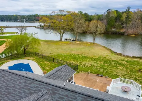 8360 Estate Dr, Gloucester, VA 23061 photo 46