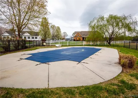 8360 Estate Dr, Gloucester, VA 23061 photo 44