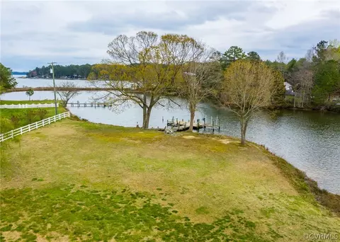 8360 Estate Dr, Gloucester, VA 23061 photo 47