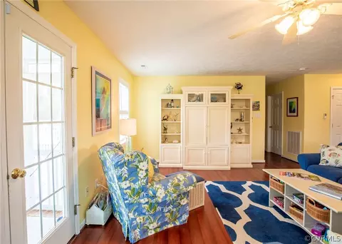 8360 Estate Dr, Gloucester, VA 23061 photo 11