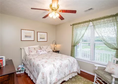 8360 Estate Dr, Gloucester, VA 23061 photo 24