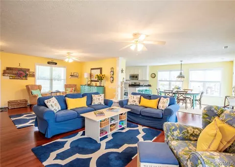8360 Estate Dr, Gloucester, VA 23061 photo 7