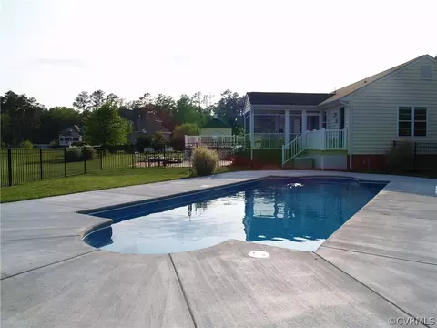 8360 Estate Dr, Gloucester, VA 23061 photo 49