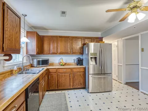 1761 Tyndall Point Rd, Gloucester Point, VA 23062 photo 13