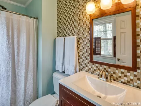 1761 Tyndall Point Rd, Gloucester Point, VA 23062 photo 26