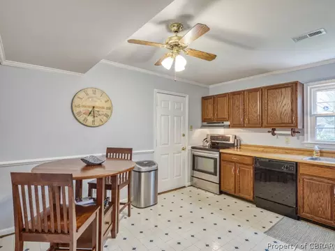 1761 Tyndall Point Rd, Gloucester Point, VA 23062 photo 12