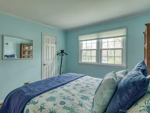 1761 Tyndall Point Rd, Gloucester Point, VA 23062 photo 16