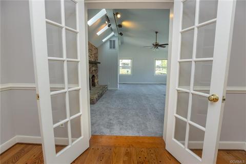 8400 Freestone Ave, Henrico, VA 23229 photo 17