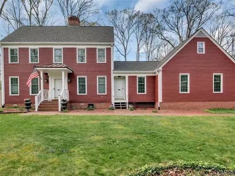 13512 Queensgate Rd, Midlothian, VA 23114 photo 2