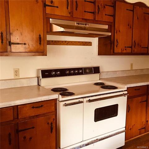 412 Lakeside Dr, Halifax, VA 24558 photo 4