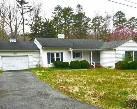 412 Lakeside Dr, Halifax, VA 24558 photo 1