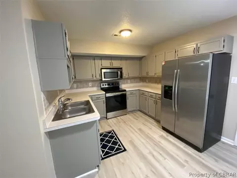7291 Franklin Ct, Gloucester, VA 23061 photo 2