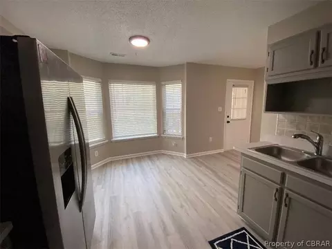 7291 Franklin Ct, Gloucester, VA 23061 photo 3