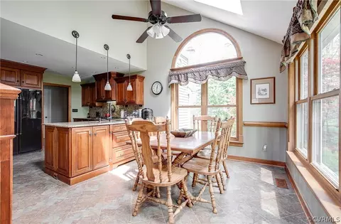 13817 Shadow Ridge Rd, Midlothian, VA 23112 photo 14