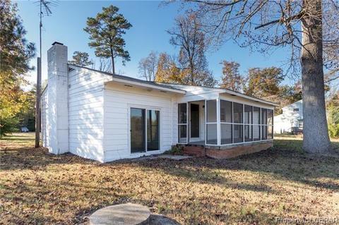 524 Long Point Ln, Topping, VA 23169 photo 33