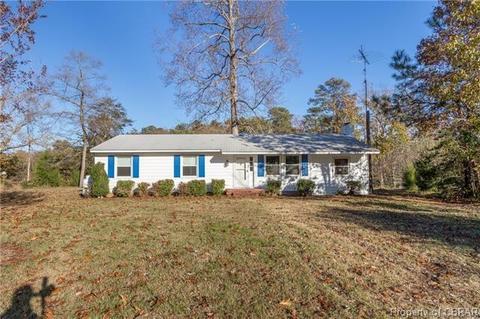 524 Long Point Ln, Topping, VA 23169 photo 1