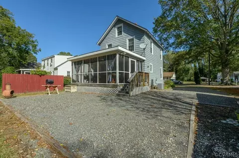 246 James Ln, Weems, VA 22576 photo 5