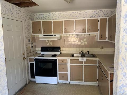 1212 Shell Rd, Hampton, VA 23661 photo 9