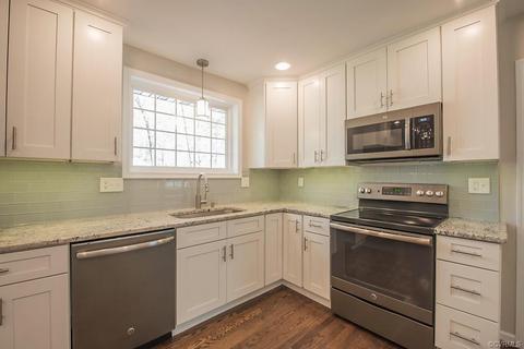 1500 Featherstone Dr, Midlothian, VA 23113 photo 12