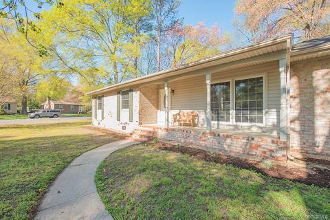 1500 Featherstone Dr, Midlothian, VA 23113 photo 4