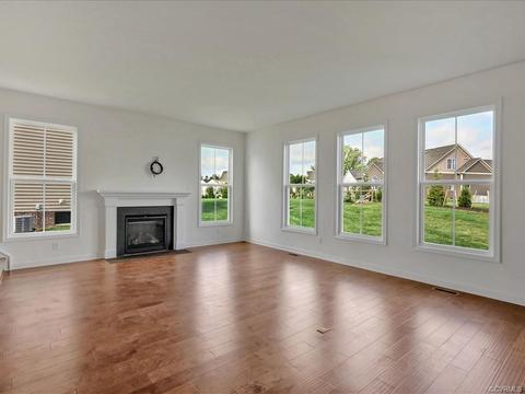 8954 Lavenham Loop, Midlothian, VA 23112 photo 12