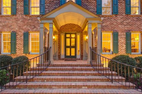 3961 Darby Dr, Midlothian, VA 23114 photo 3