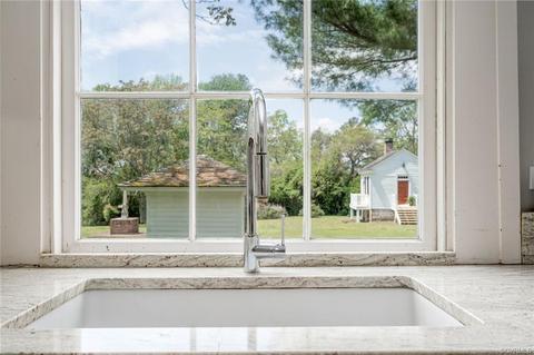 7005 Glen Roy Ln, Gloucester, VA 23061 photo 17