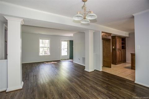 8354 Adams Ct, Gloucester, VA 23061 photo 5