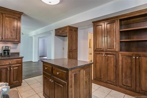 8354 Adams Ct, Gloucester, VA 23061 photo 9