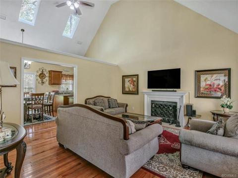 14708 Mill Spring Dr, Midlothian, VA 23112 photo 3