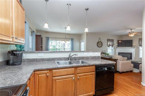 936 Gorham Ct, Midlothian, VA 23114 photo 8