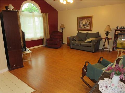 7967 Baneberry Dr, Mechanicsville, VA 23111 photo 12