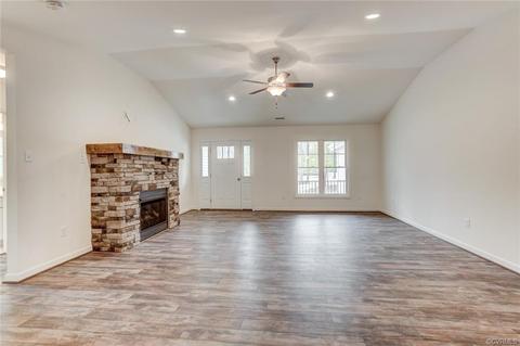 3003 Preston Park Ter, Sandy Hook, VA 23153 photo 9