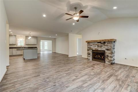 3003 Preston Park Ter, Sandy Hook, VA 23153 photo 8