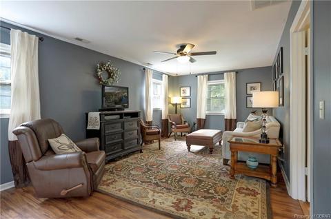 1743 Laurel Dr, Gloucester Point, VA 23062 photo 14