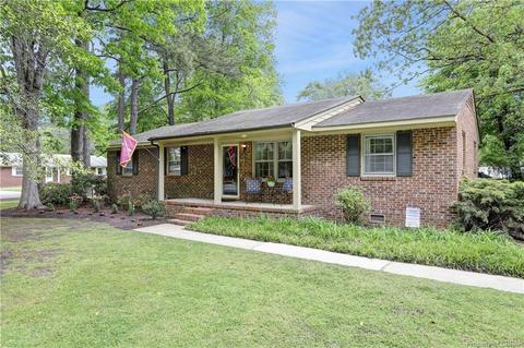 1743 Laurel Dr, Gloucester Point, VA 23062 photo 1