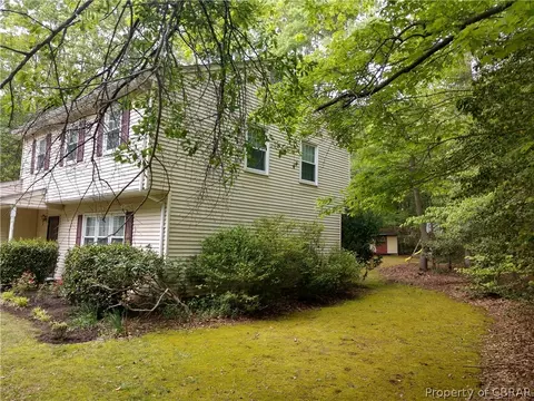 6645 Honeycutt Ln, Gloucester, VA 23061 photo 4