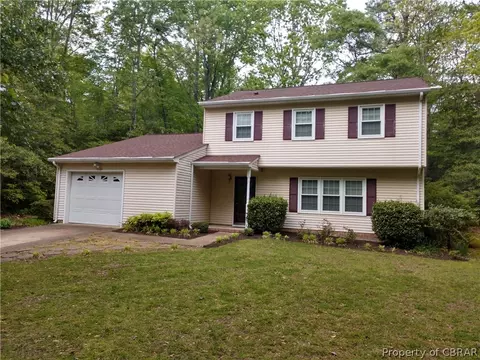 6645 Honeycutt Ln, Gloucester, VA 23061 photo 1