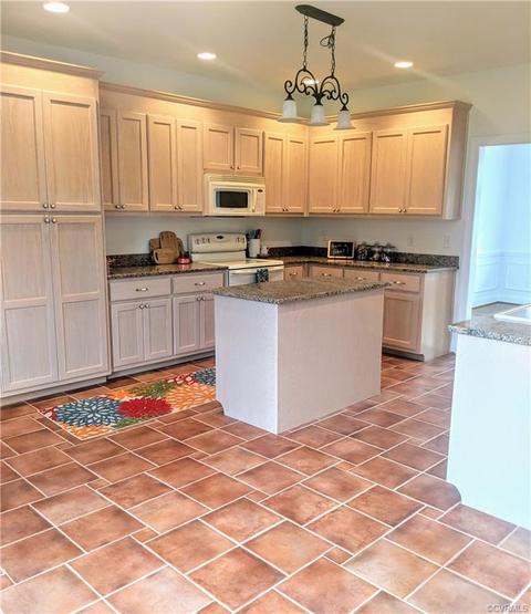 20667 Horseshoe Rd, Carson, VA 23830 photo 17