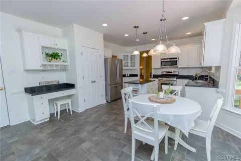 7830 Hampton Forest Ln, Chesterfield, VA 23832 photo 11