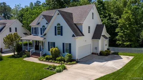 7830 Hampton Forest Ln, Chesterfield, VA 23832 photo 2