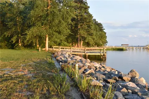 5222 Weaver Ln, Gloucester, VA 23061 photo 43