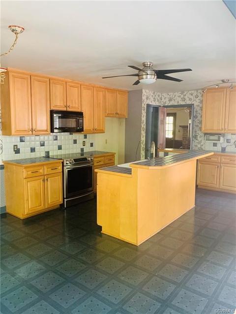 1701 Featherstone Dr, Midlothian, VA 23113 photo 9