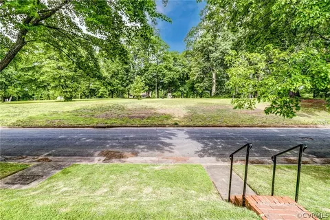 1317 Hampton St, Richmond, VA 23220 photo 3