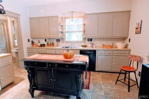 3607 Brook Rd, Richmond, VA 23227 photo 15