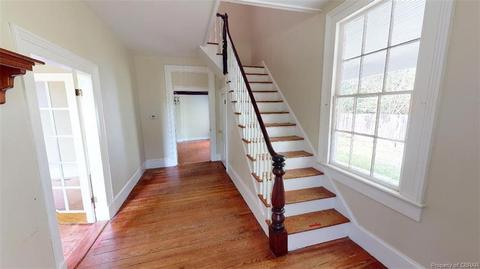 4134 Hickory Fork Rd, Abingdon, VA 23061 photo 2