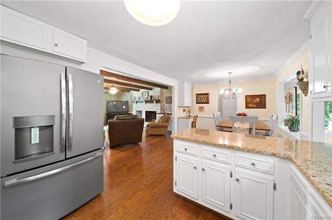 5712 Oak Knoll Rd, Midlothian, VA 23112 photo 13