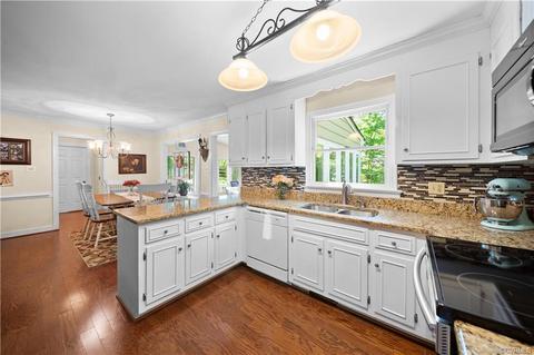 5712 Oak Knoll Rd, Midlothian, VA 23112 photo 12