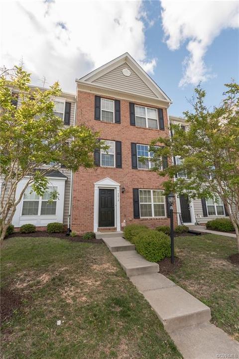 3012 Perdue Springs Ln, Chester, VA 23831 photo 2